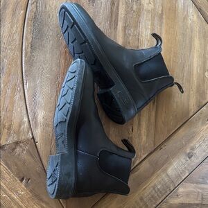 Blundstone Black Womens  Chelsea Boots